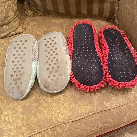 SLIPPER BUNDLE - Picture 2 of 2